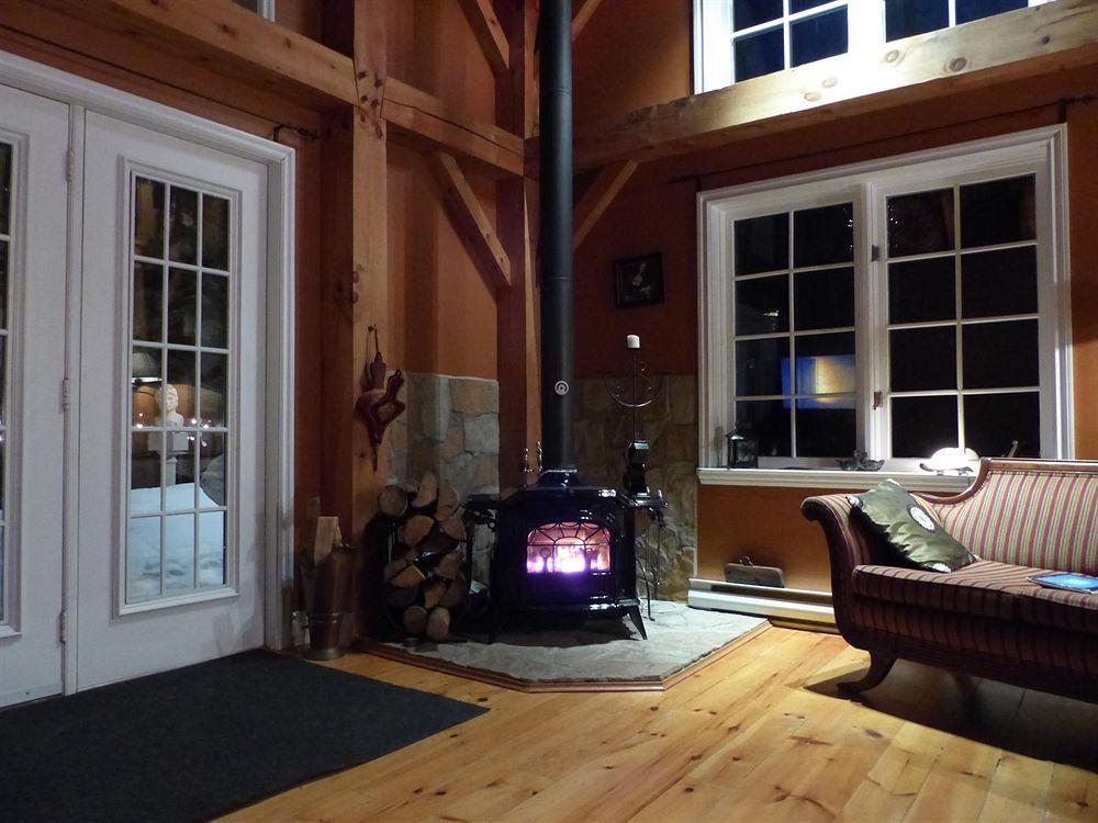 Gite Le Roupillon B&B Mont-Tremblant Exterior foto